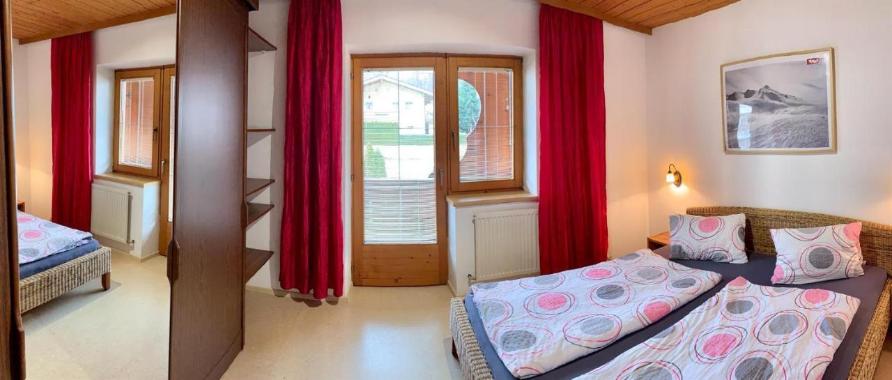 Chalet Neuhaus Ried im Zillertal Bagian luar foto